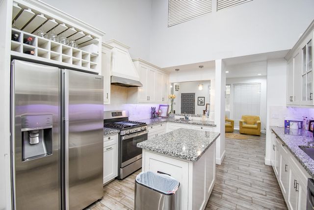 7631 Hopewell Lane, Houston, TX 77071