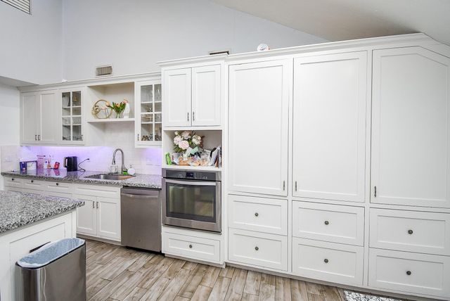 7631 Hopewell Lane, Houston, TX 77071