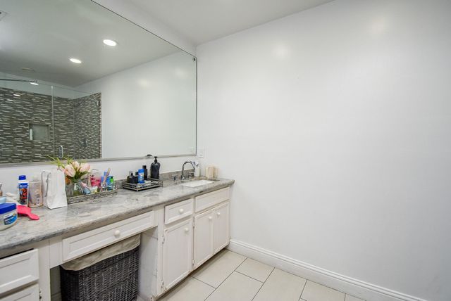 7631 Hopewell Lane, Houston, TX 77071