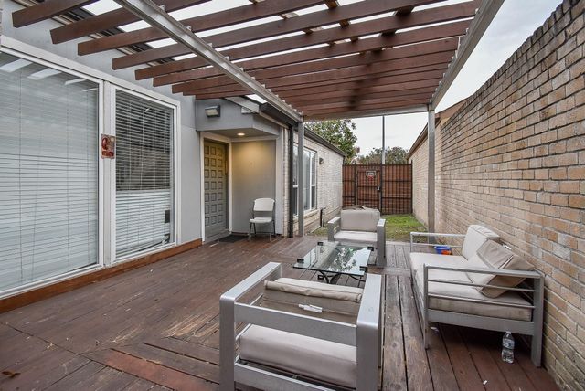 7631 Hopewell Lane, Houston, TX 77071