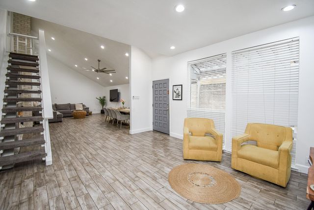 7631 Hopewell Lane, Houston, TX 77071