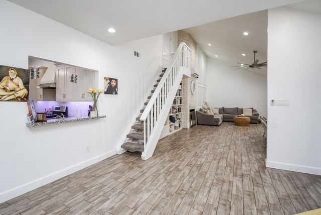 7631 Hopewell Lane, Houston, TX 77071