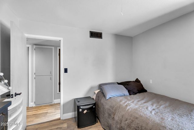 122 E HERMOSA Drive, Tempe, AZ 85282