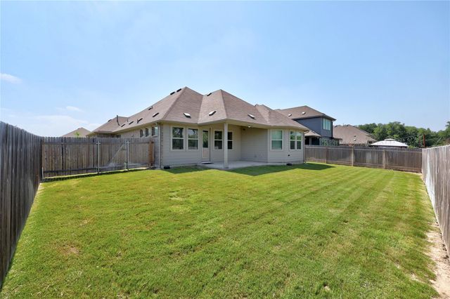 108 Windgate DR, Hutto, TX 78634