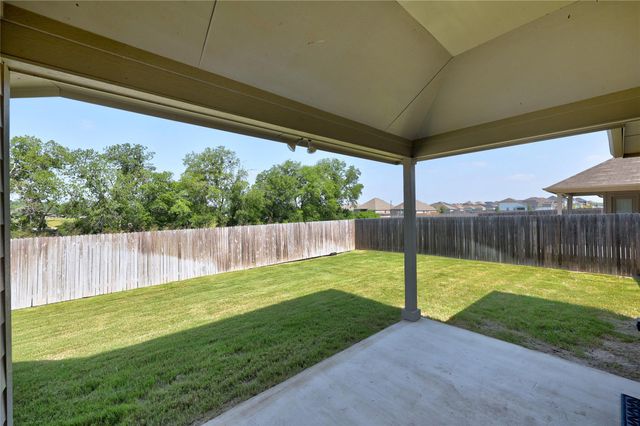 108 Windgate DR, Hutto, TX 78634