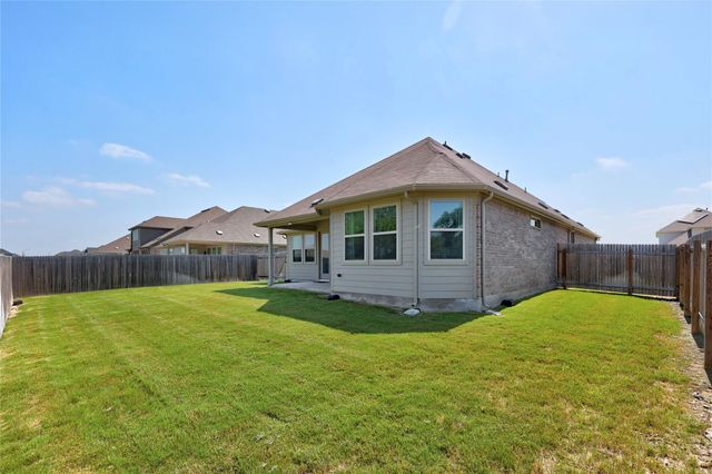 108 Windgate DR, Hutto, TX 78634