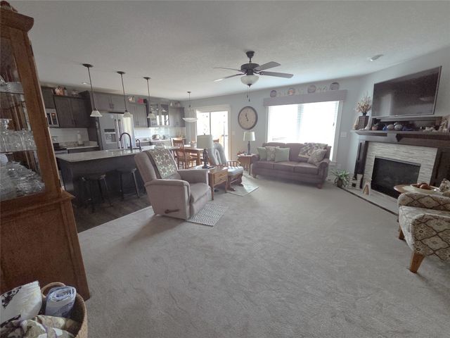 400 S 8th Court 46, Indianola, IA 50125