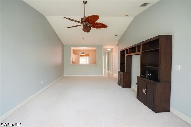 700 Luisa LN 2, Naples, FL 34104
