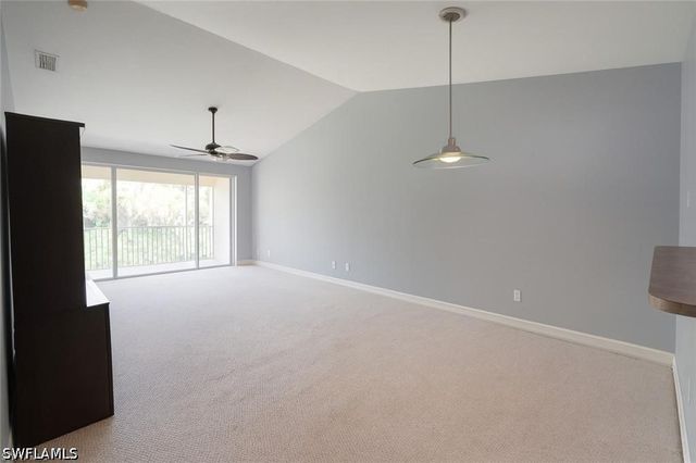 700 Luisa LN 2, Naples, FL 34104