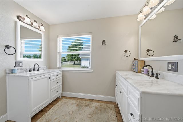 16050 E Pueblo Road, Claremore, OK 74017