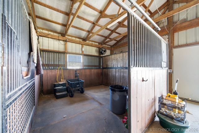 16050 E Pueblo Road, Claremore, OK 74017