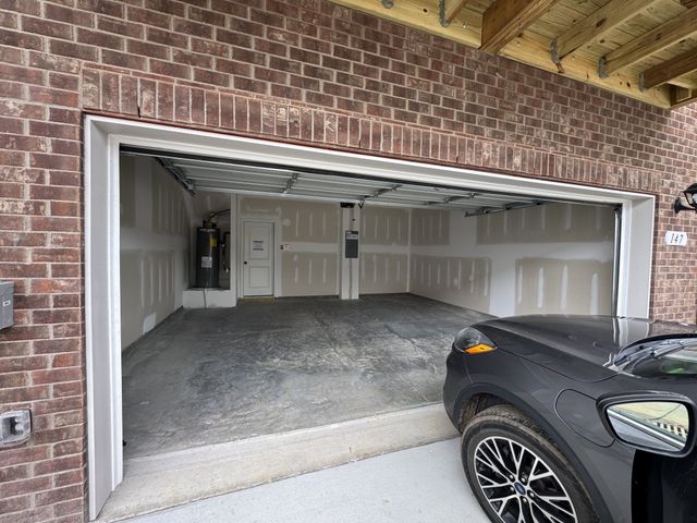 147 Rosebush Ln, Lebanon, TN 37087