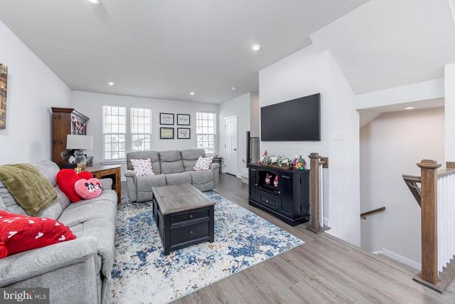 246 FREEDOM WAY, Sicklerville, NJ 08081