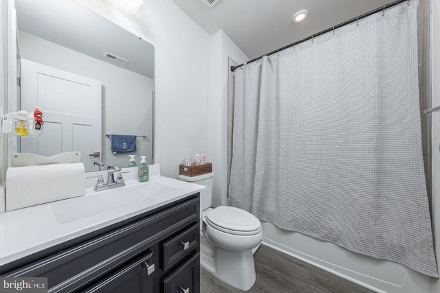 246 FREEDOM WAY, Sicklerville, NJ 08081