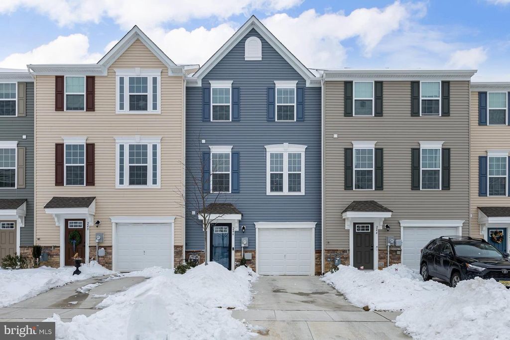 246 FREEDOM WAY, Sicklerville, NJ 08081