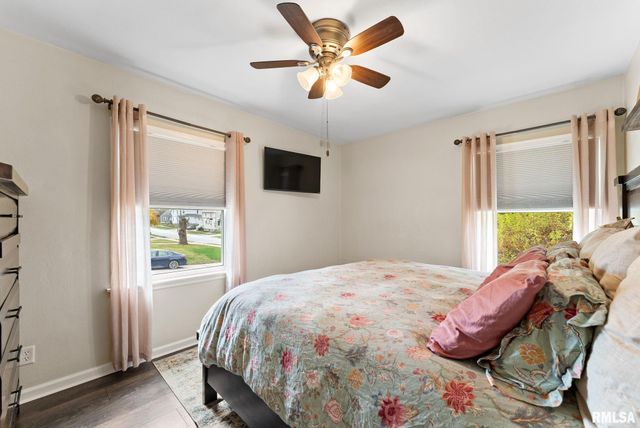 307 13TH Avenue, Moline, IL 61265