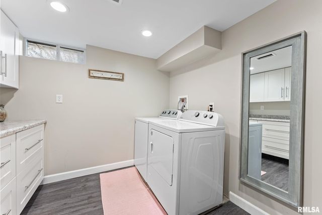 307 13TH Avenue, Moline, IL 61265