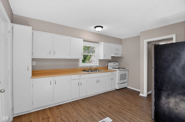 4916 E 39th Street, Indianapolis, IN 46226