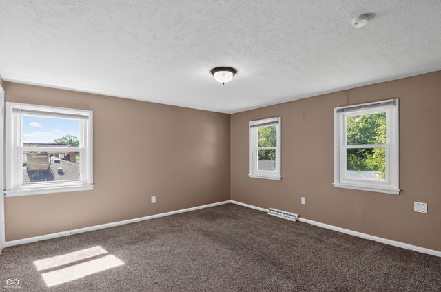 4916 E 39th Street, Indianapolis, IN 46226