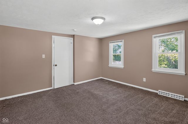 4916 E 39th Street, Indianapolis, IN 46226