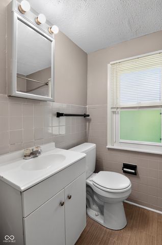 4916 E 39th Street, Indianapolis, IN 46226