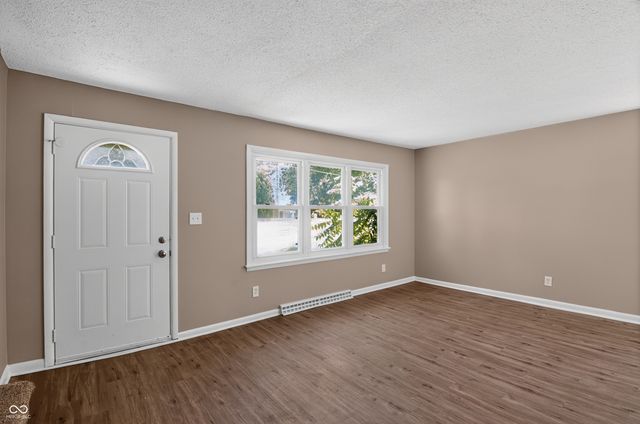 4916 E 39th Street, Indianapolis, IN 46226