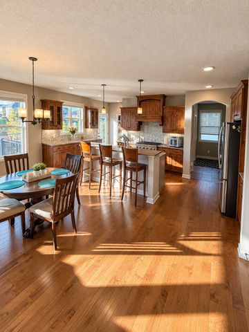 19235 Huxley Avenue, Lakeville, MN 55044