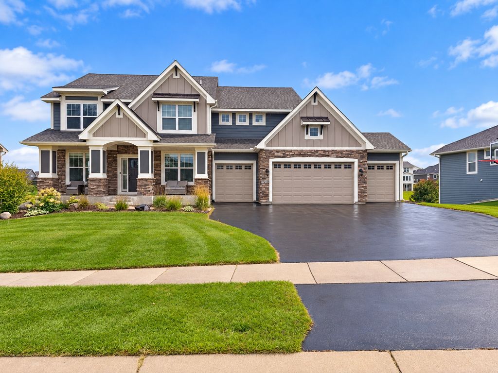 19235 Huxley Avenue, Lakeville, MN 55044