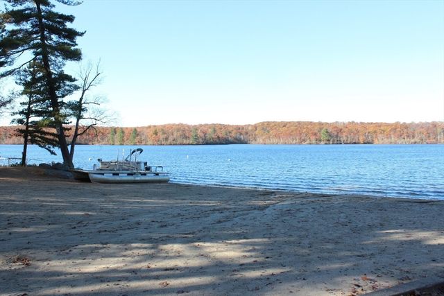 60 Shore Rd, Douglas, MA 01516