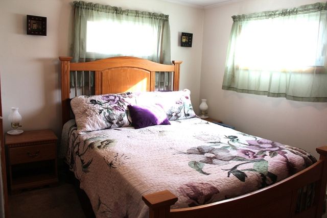 60 Shore Rd, Douglas, MA 01516