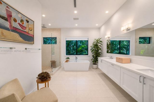 3630 Avocado Avenue, Miami, FL 33133