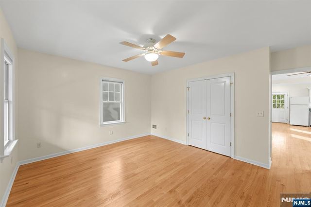 31 Wanamaker Avenue 1, Waldwick, NJ 07463