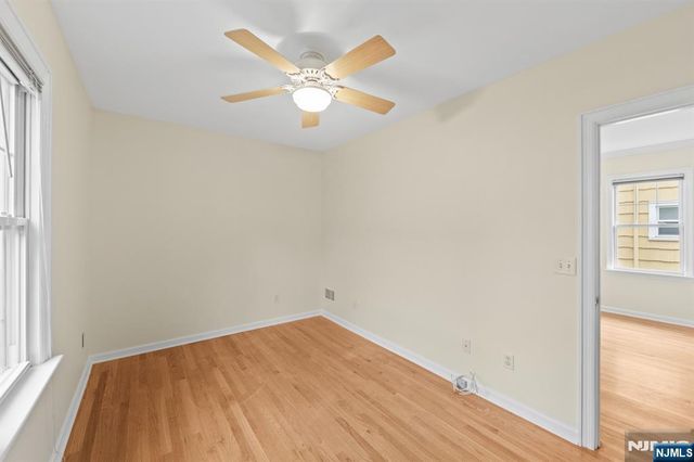 31 Wanamaker Avenue 1, Waldwick, NJ 07463