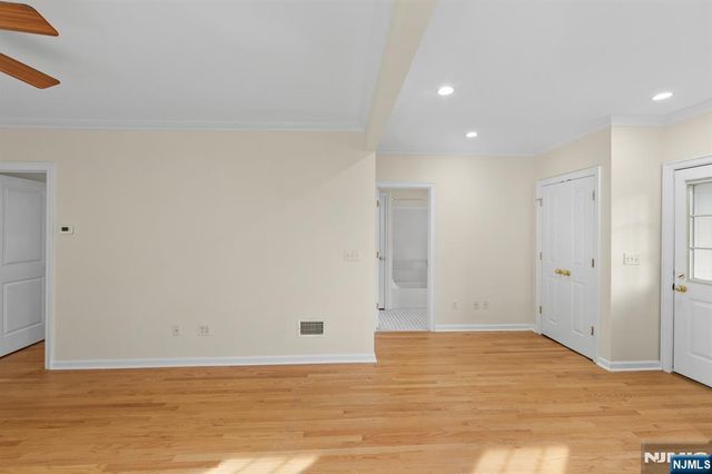 31 Wanamaker Avenue 1, Waldwick, NJ 07463