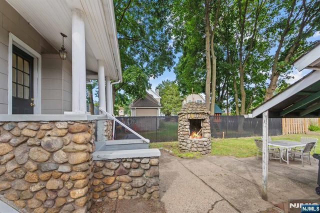 31 Wanamaker Avenue 1, Waldwick, NJ 07463