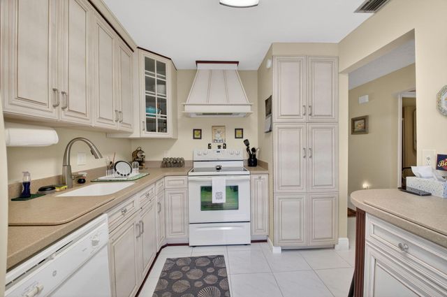 21656 Juego Circle 23g, Boca Raton, FL 33433