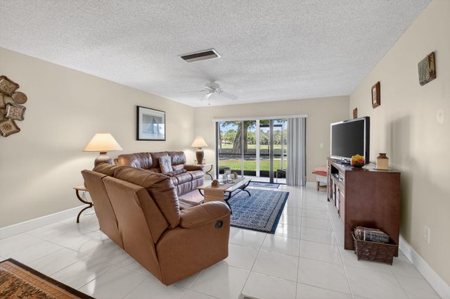 21656 Juego Circle 23g, Boca Raton, FL 33433