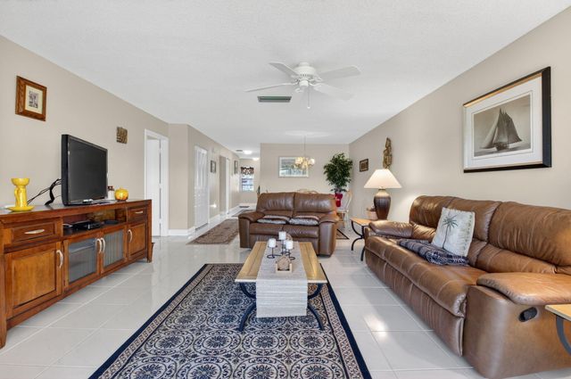 21656 Juego Circle 23g, Boca Raton, FL 33433