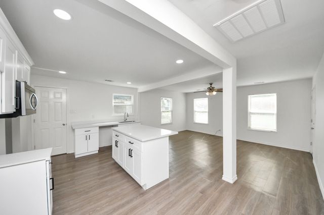 7004 Conley Street, Houston, TX 77021