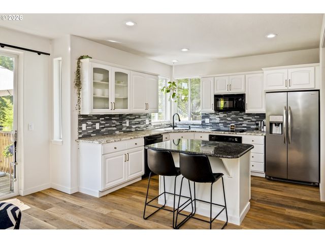 16170 Sw LOON Dr, Beaverton, OR 97007