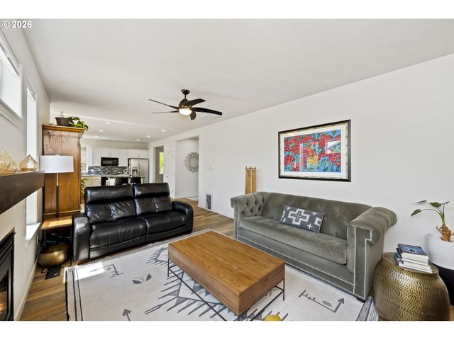 16170 Sw LOON Dr, Beaverton, OR 97007