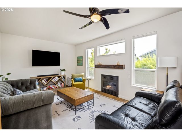 16170 Sw LOON Dr, Beaverton, OR 97007
