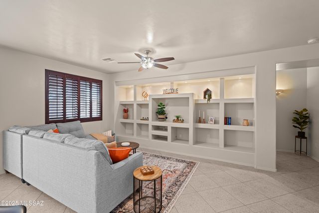 100 N Hayfield Draw Lane, Sahuarita, AZ 85629