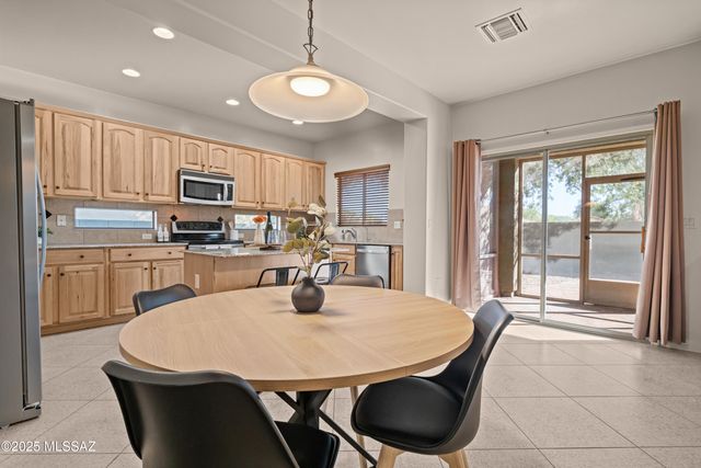 100 N Hayfield Draw Lane, Sahuarita, AZ 85629