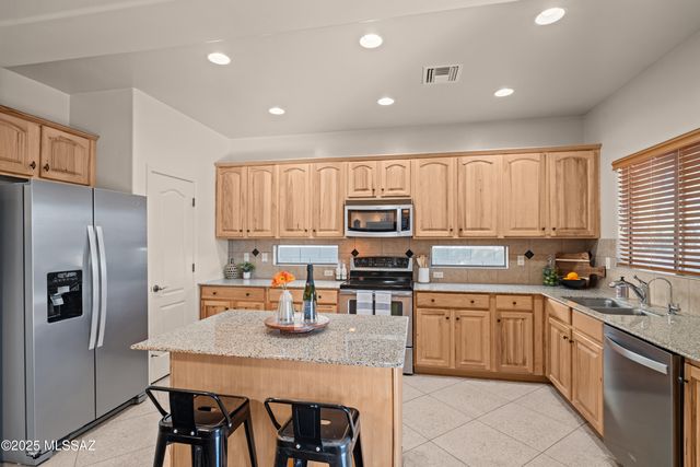 100 N Hayfield Draw Lane, Sahuarita, AZ 85629