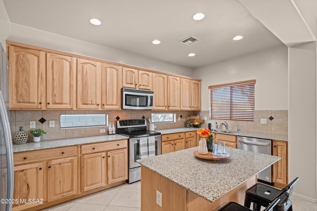 100 N Hayfield Draw Lane, Sahuarita, AZ 85629