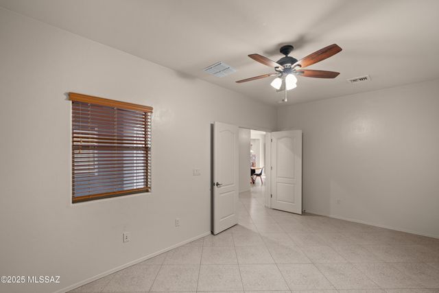 100 N Hayfield Draw Lane, Sahuarita, AZ 85629