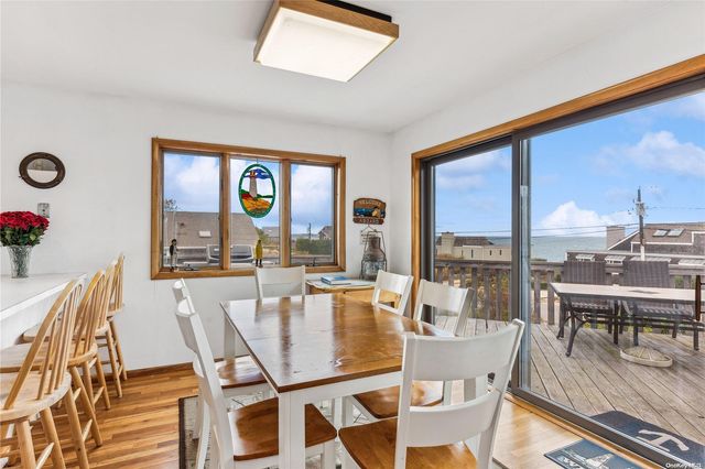 21 Captain Kidds Path, Montauk, NY 11954