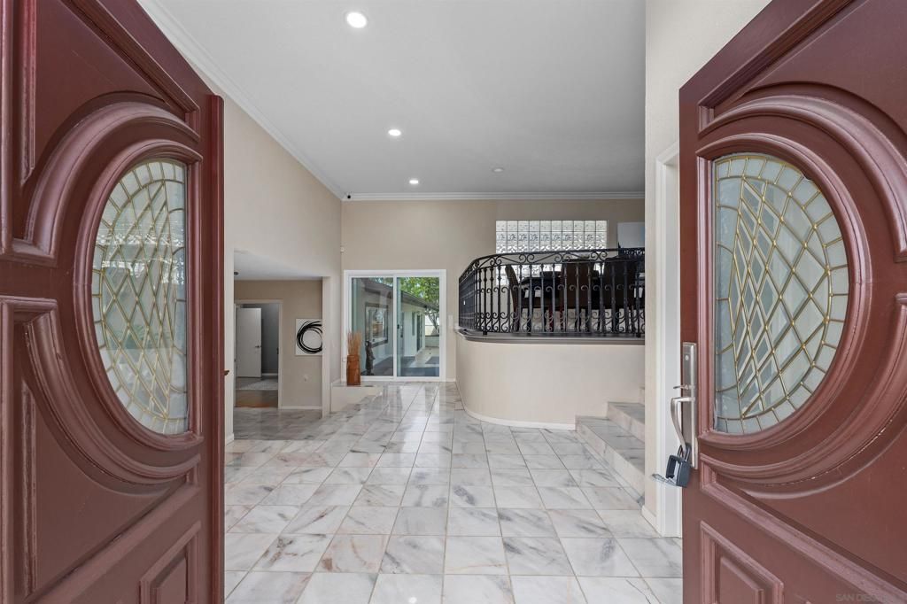 1160 Via Espana, La Jolla, CA 92037 — photo 2