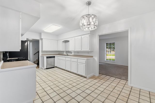 5907 Thames DR, Austin, TX 78723